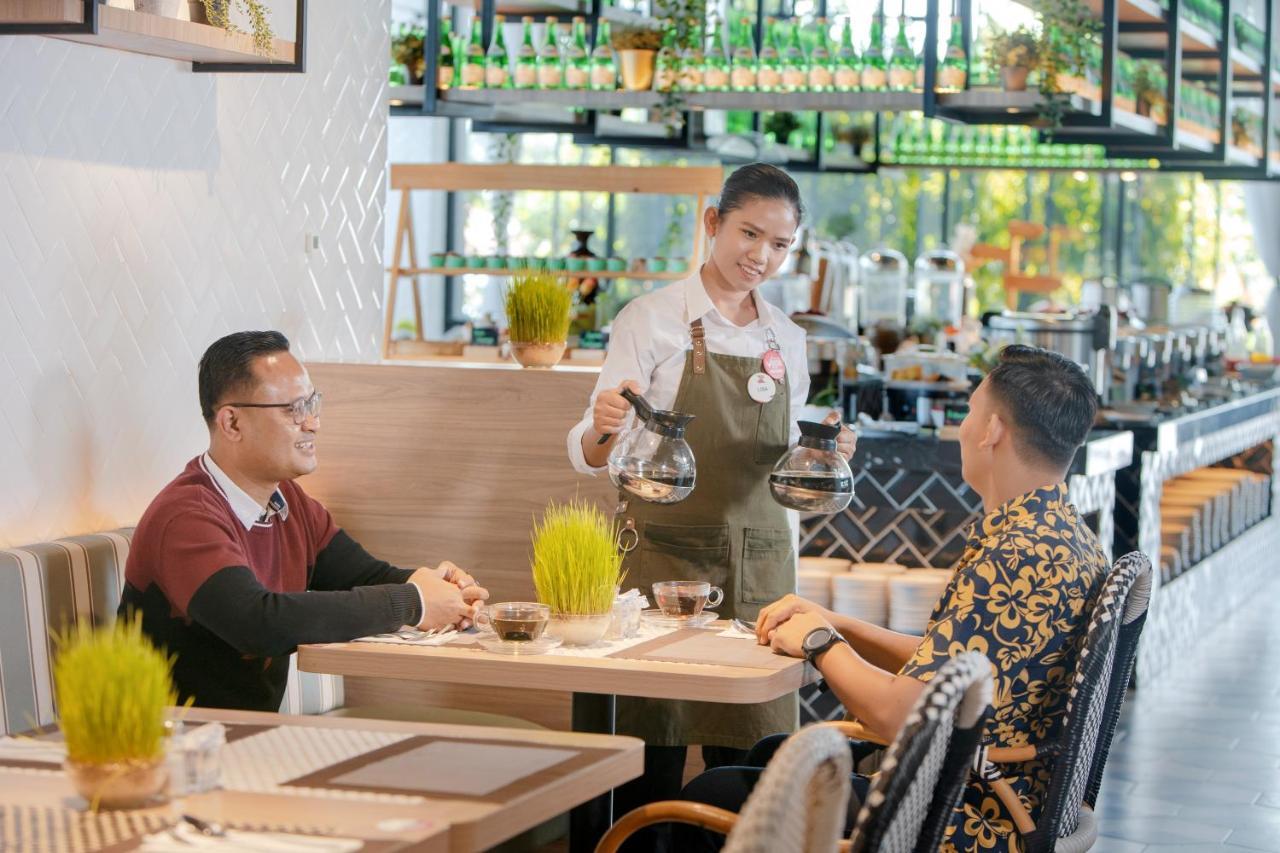 The Zuri Dumai Hotel Eksteriør billede